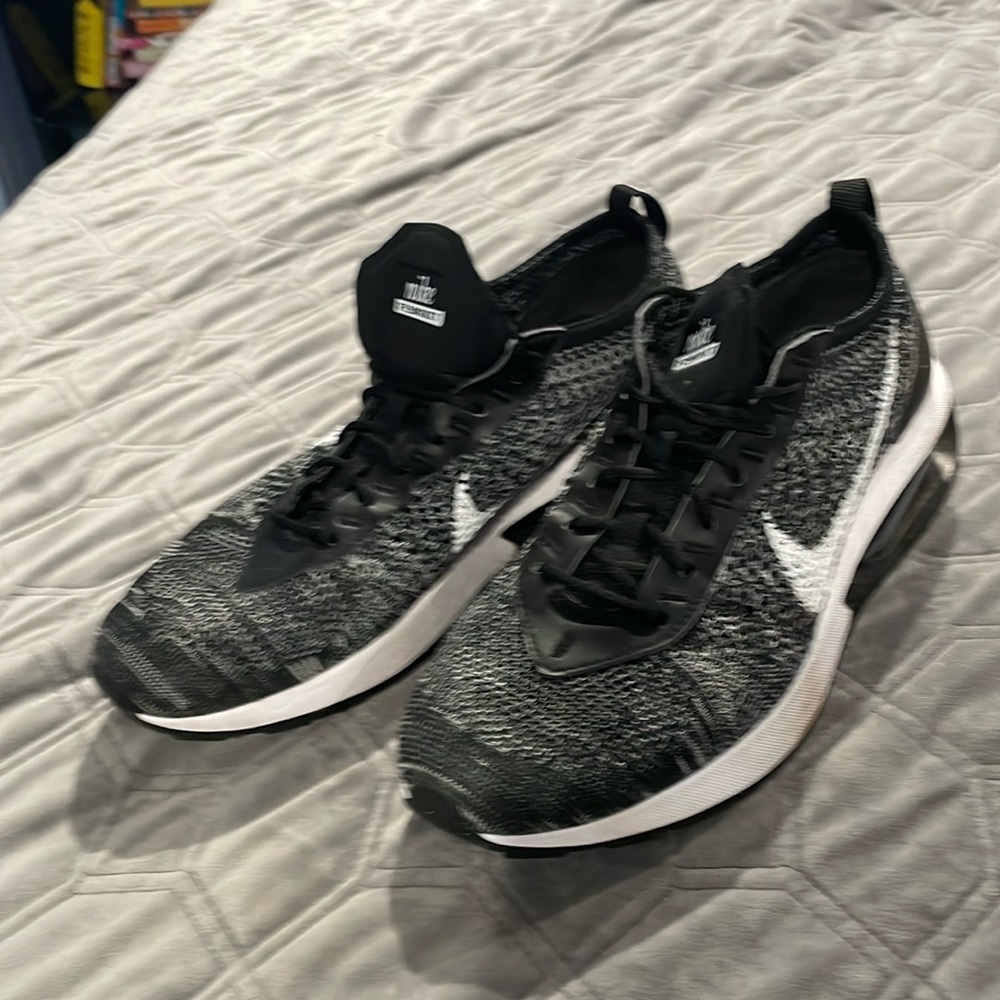 Barely worn Nike Air Max Flyknit Racer